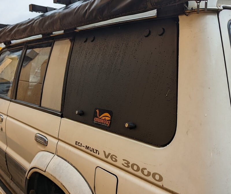 Gullwing Window – Mitsubishi Pajero Gen2 (1991-1998) NH, NJ, NK, NL