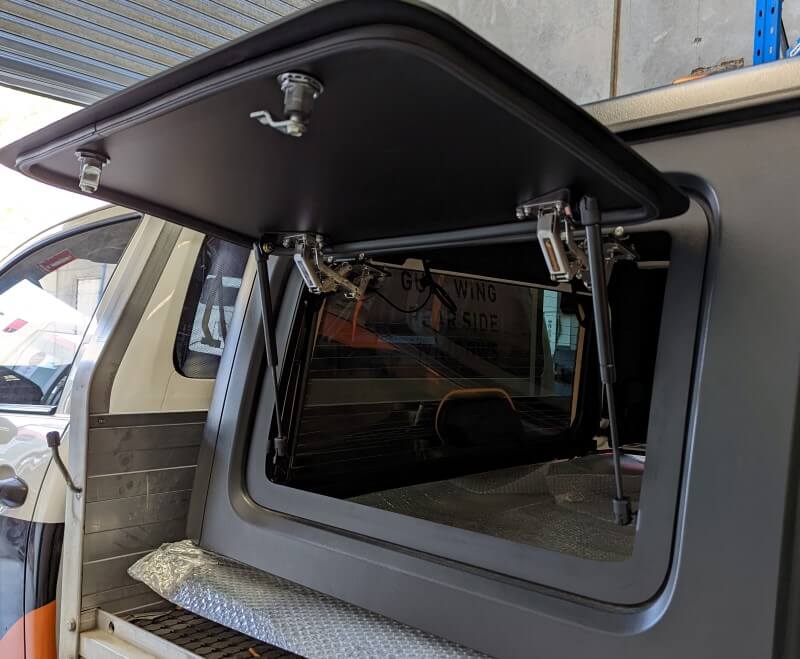 Gullwing Window – Jeep Wrangler JLU Unlimited (4 door) 2018 – Present ...